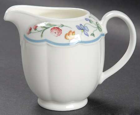 Mariposa (Bone China) Creamer