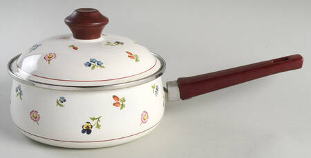 Petite Fleur 2 Quart Metal Covered Saucepan by Villeroy & Boch