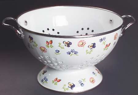 Petite Fleur 3 Quart Metal Colander by Villeroy & Boch