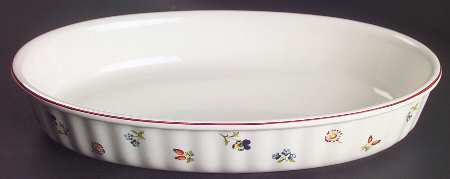 Petite Fleur 15" Oval Baker