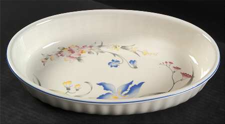 Riviera 15" Oval Baker