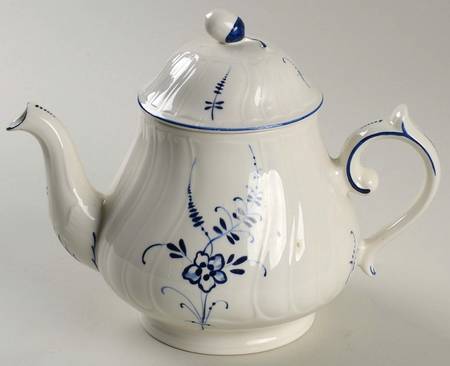 Vieux Luxembourg Teapot & Lid by Villeroy & Boch