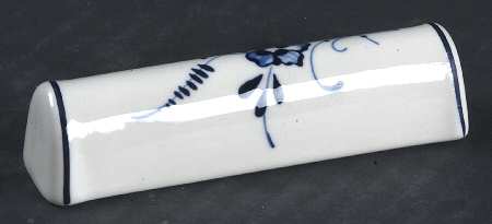 Vieux Luxembourg Knife Rest