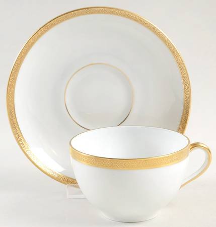 VIT10  Flat Cup & Saucer Set