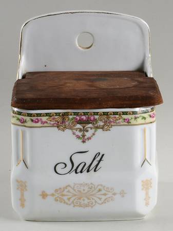 VIT24 Salt Box & Lid