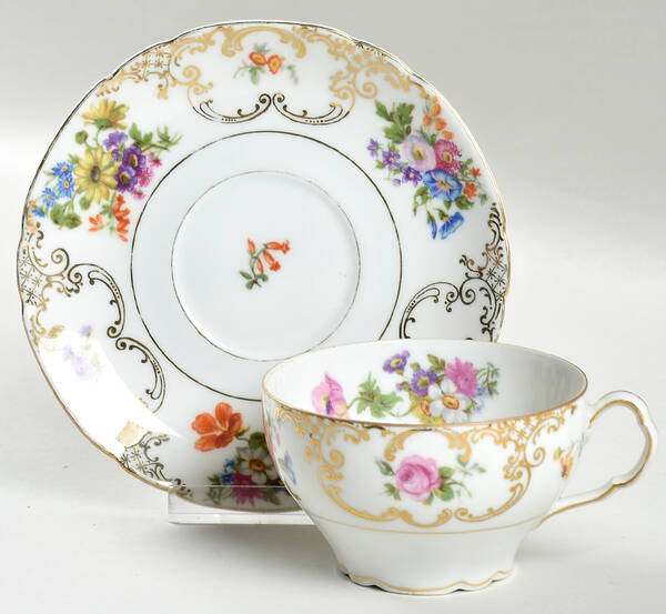 VIT3 Flat Cup & Saucer Set