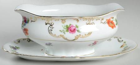 VIT3 Gravy Boat with Attached Underplate
