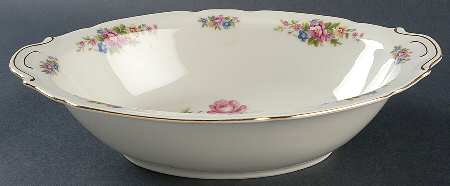 VIT33 (CZECH) 10" Oval Vegetable Bowl