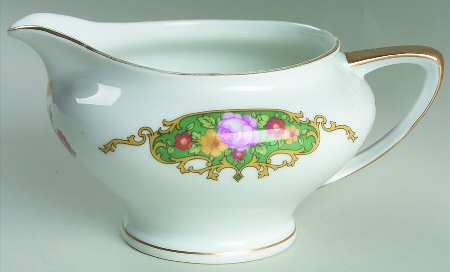 VIT73 Creamer by Victoria (Czech)