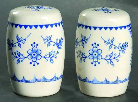 VKI1 Salt & Pepper Set