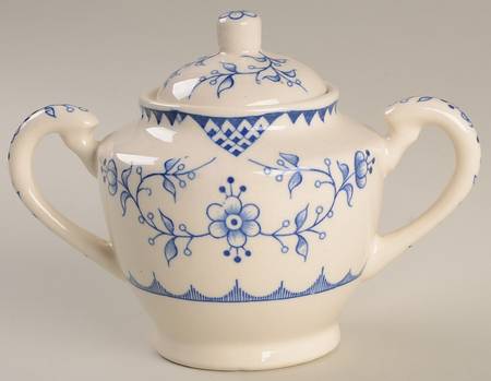 VKI1 Sugar Bowl & Lid