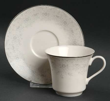 Flat Cup & Saucer Set