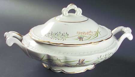 Amaryllis Oval Covered Vegetable