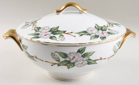 Camellia Round Covered Vegetable