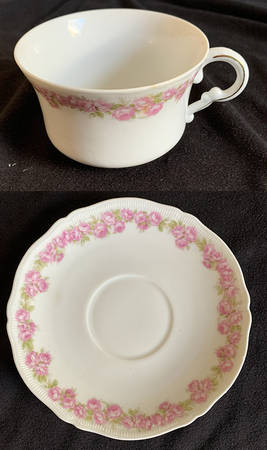 VNN51 Footed Cup & Saucer Set by Vienna