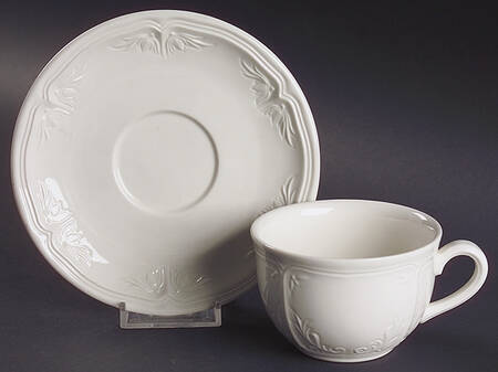 Cortina 2000 Flat Cup & Saucer Set
