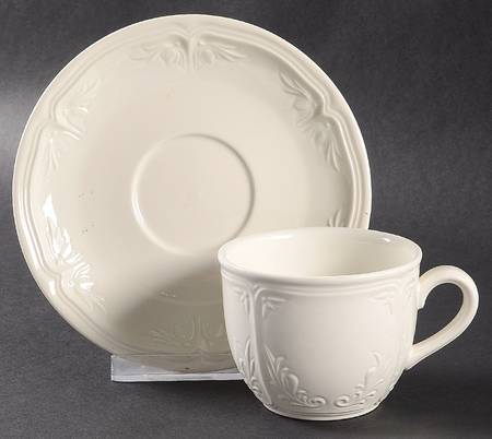 Cortina 2000 Flat Cup & Saucer Set