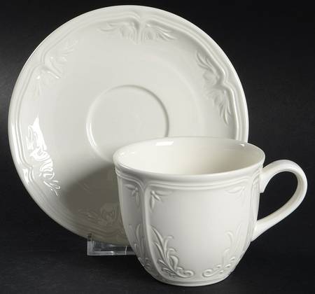 Cortina 2000 Flat Cup & Saucer Set