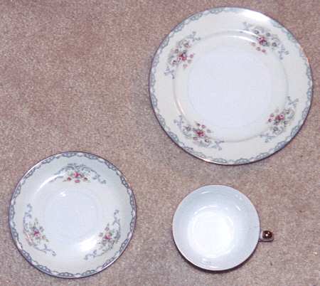 VCT1 Salad Plate by Victorian (Japan)