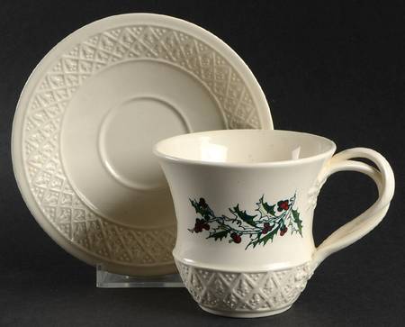Classical Christmas Flat Cup & Saucer Set
