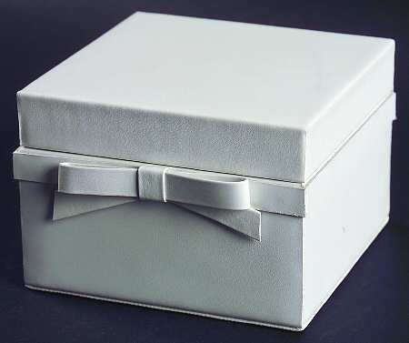 Bow Box Collection Small Hinged Box