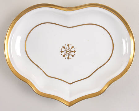 Domo Gold Heart Shaped Tray by Vista Alegre