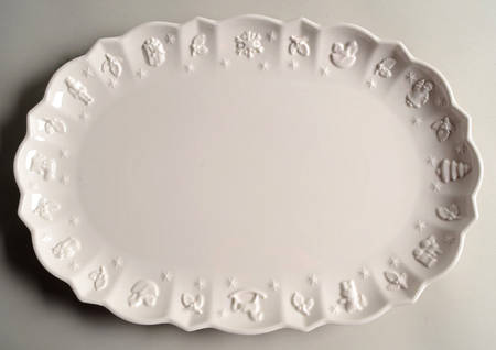 Toy's Delight 16" Oval Serving Platter