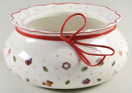Toy's Delight Medium Candy Box, No Lid