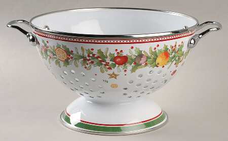 Winter Bakery Delight Metal Colander