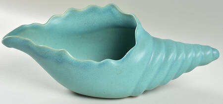 Art Pottery 5" Conch Shell (Vase/Planter)