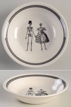 Skull 9" Round Serving Bowl