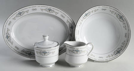 Diane 5 Piece Hostess Set