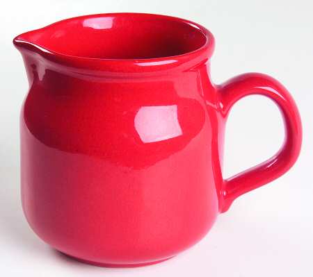 Solid Colours Red 24 Oz Pitcher