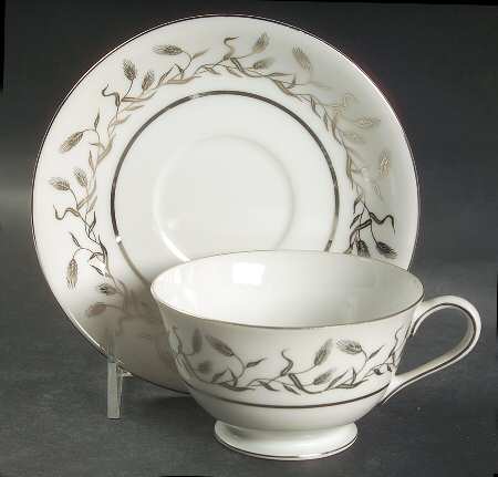 2426 Footed Cup & Saucer Set