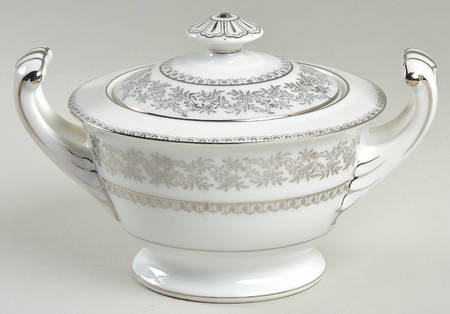 2476 Sugar Bowl & Lid
