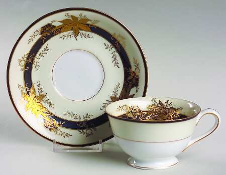 Golden Maple Footed Cup & Saucer Set