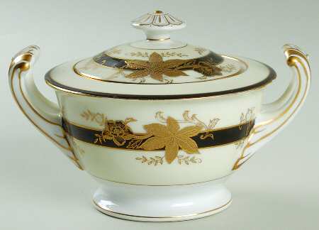 Golden Maple Sugar Bowl & Lid