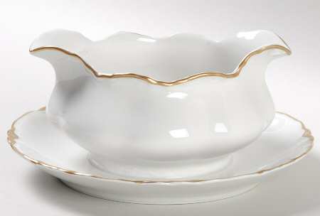 Chateau Gravy Boat with Attached Underplate