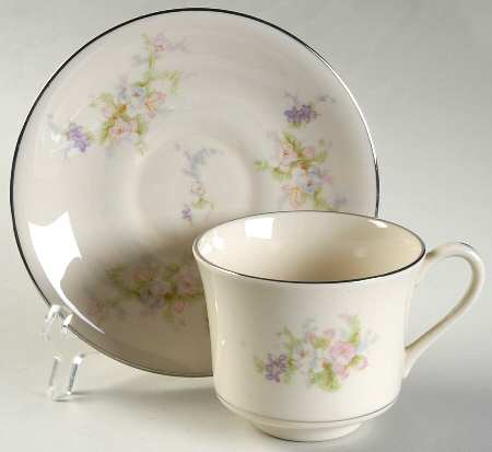 Countryside (Coupe Shape) Flat Cup & Saucer Set
