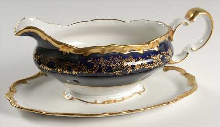 20003 (Katharina Shape) Gravy Boat with Attached Underplate
