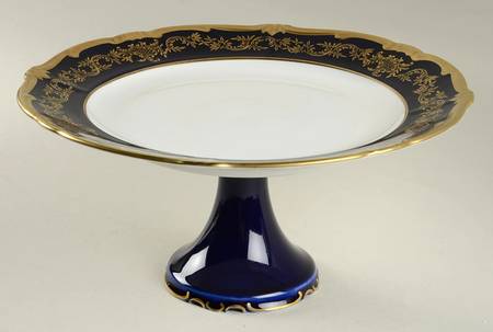 20003 (Katharina Shape) 11" Diameter Pedestal Cake Stand