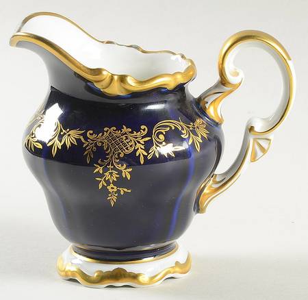 20003 (Katharina Shape) Creamer