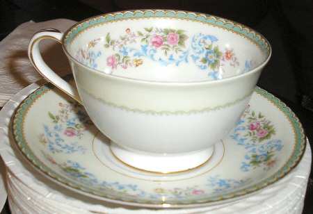 Blutrail Footed Cup & Saucer Set
