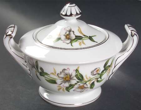 Camellia (6022, Rim Shape) Sugar Bowl & Lid
