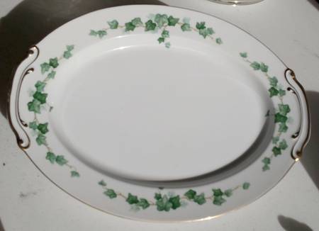 Hedera 15" Oval Serving Platter