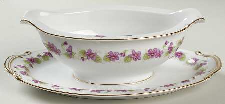 Printemps Gravy Boat with Attached Underplate