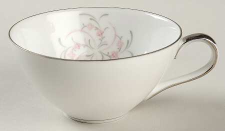 Serenada Flat Cup