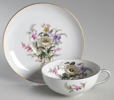 Symphony Flat Cup & Saucer Set