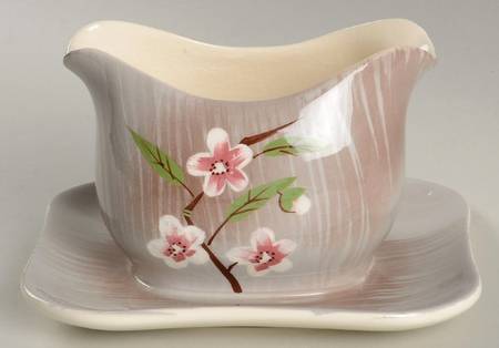 Birchwood Gray Gravy Boat with Attached Underplate