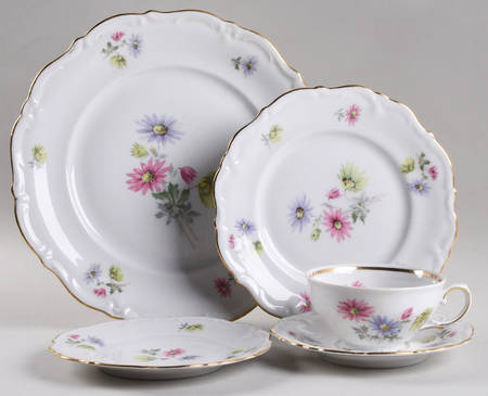 Margo 5 Piece Place Setting